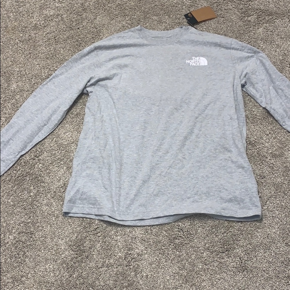 Brand New north face shirt